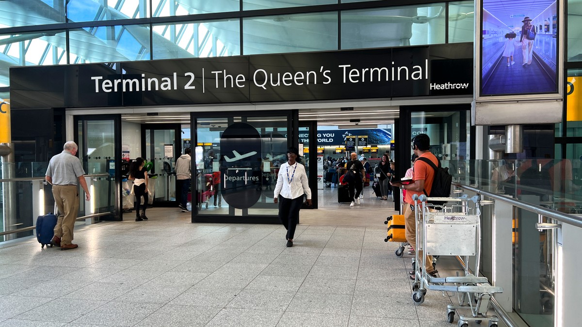 Wielka Brytania. Kraj może odejść od sprawdzania paszportów na lotniskach. Nadchodzi rewolucja